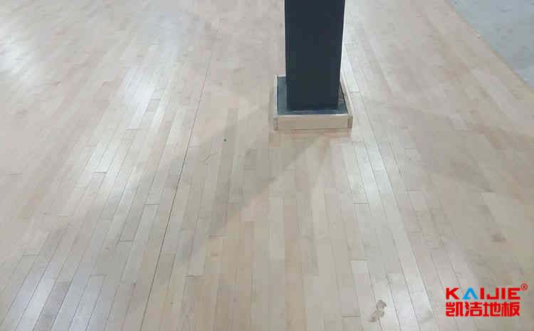 ���ͺ���ר���˶�ľ�ذ峧��